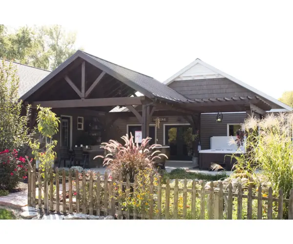 Combolan Estate Pavilion and Pergola